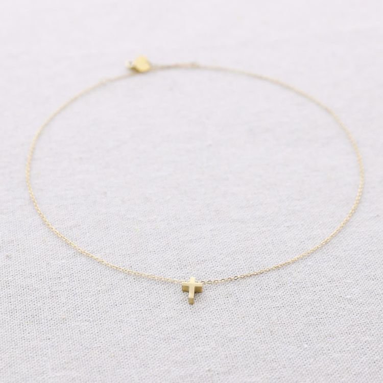 STEEL CHOKER WITH CROSS PENDANT