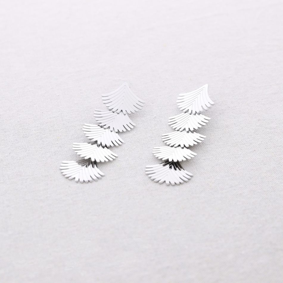 QUADRUPLE FAN-SHAPED STEEL EARRINGS