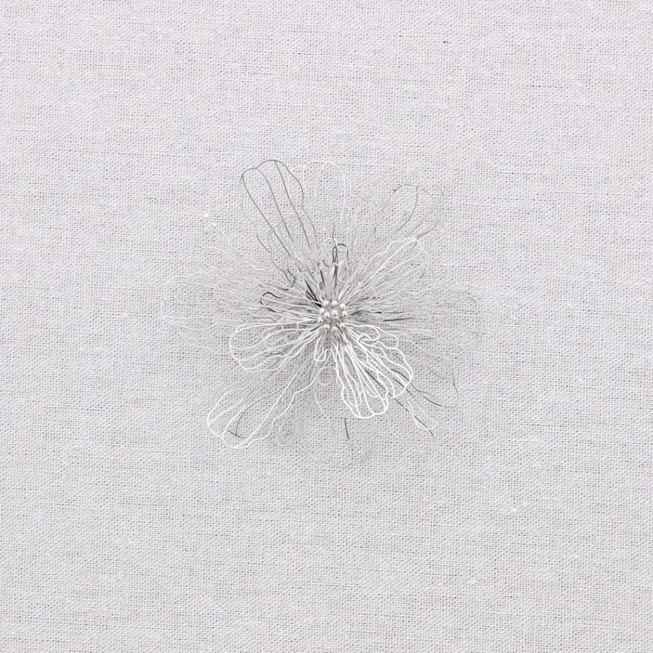 FILIGREE FLOWER STEEL BROOCH