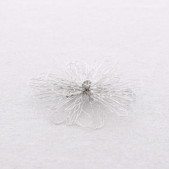 FILIGREE FLOWER STEEL BROOCH