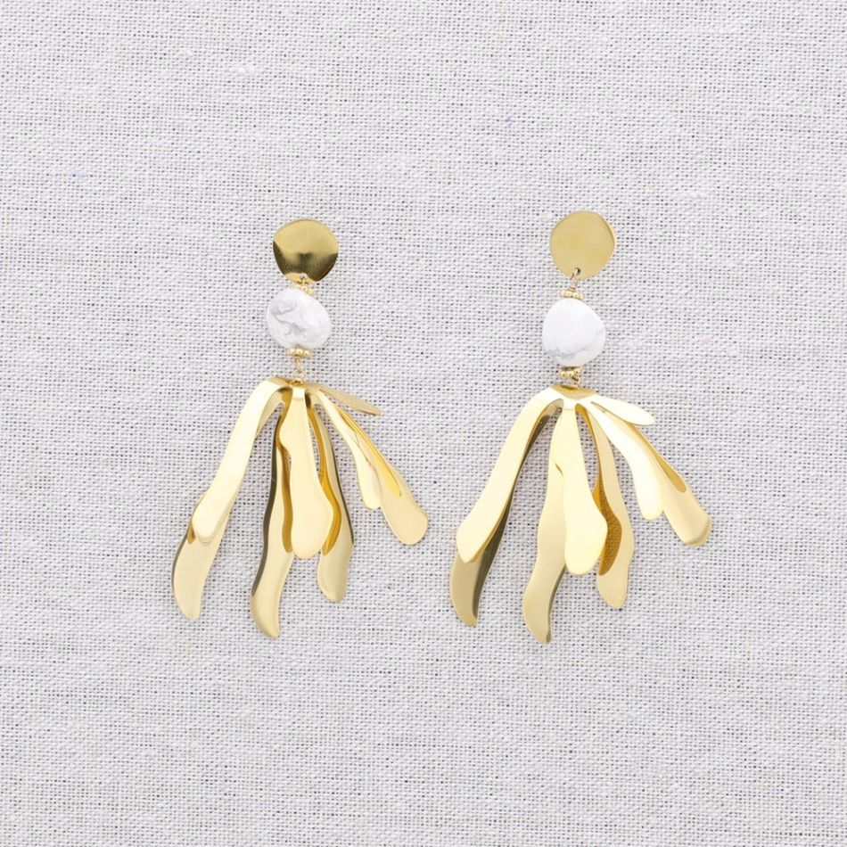 FLOWER STONE STEEL EARRINGS