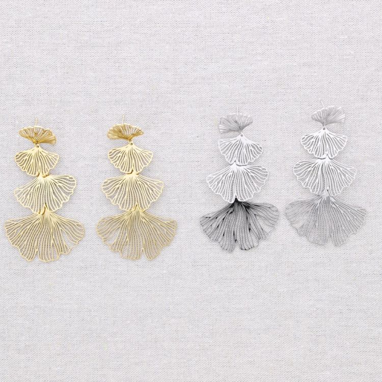 PENDIENTES ACERO CUÁDRUPLE HOJA GINGKO 2