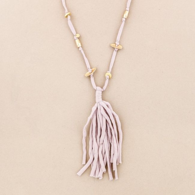 LONG FRINGE PENDANT NECKLACE