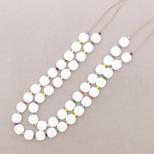 LONG DOUBLE BEADS RESIN NECKLACE