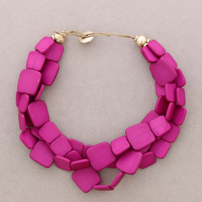 3 TWISTS RESIN BEADS CHOKER