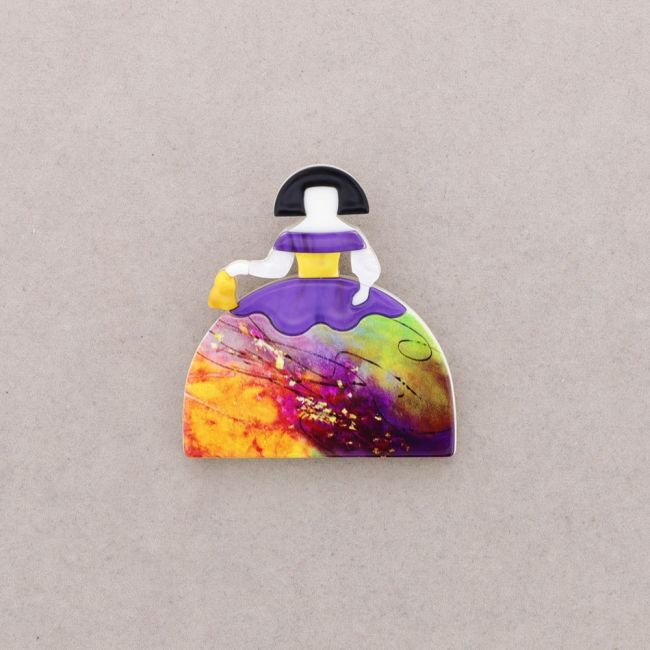 BROCHE MENINA RESINA