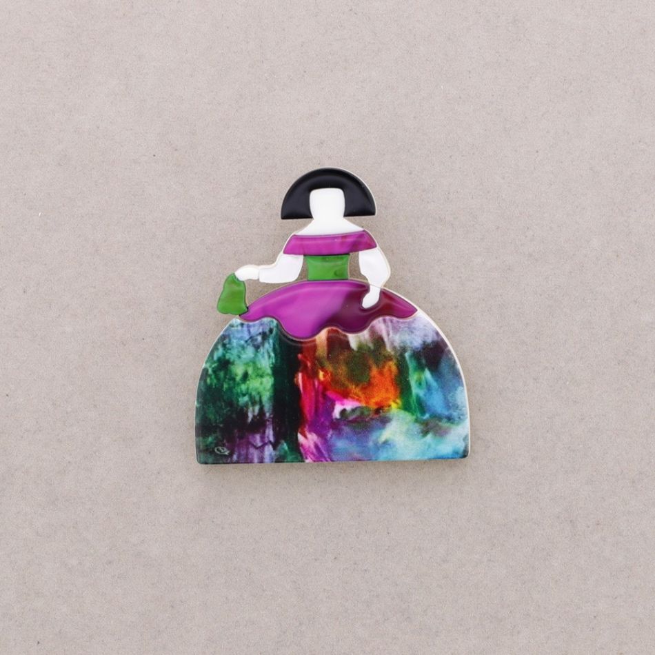 BROCHE MENINA RESINA
