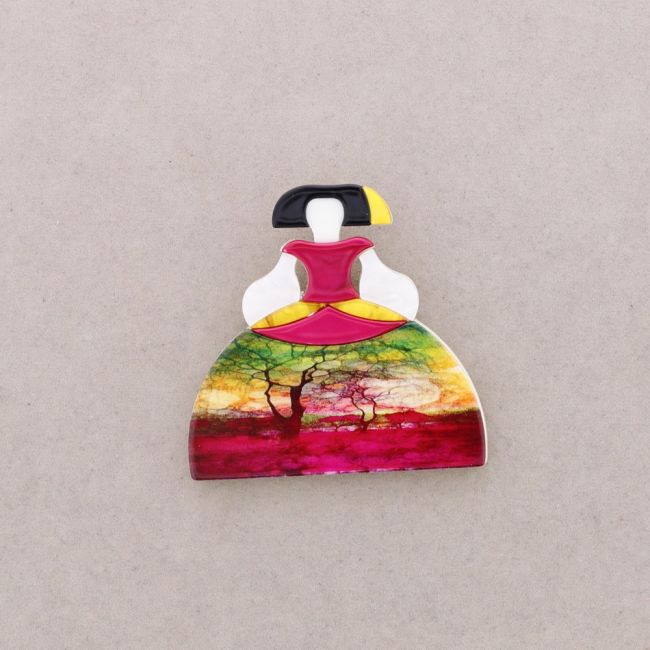 MENINA RESIN BROOCH