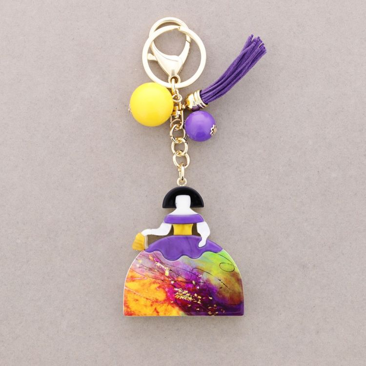 MENINA RESIN KEYCHAIN