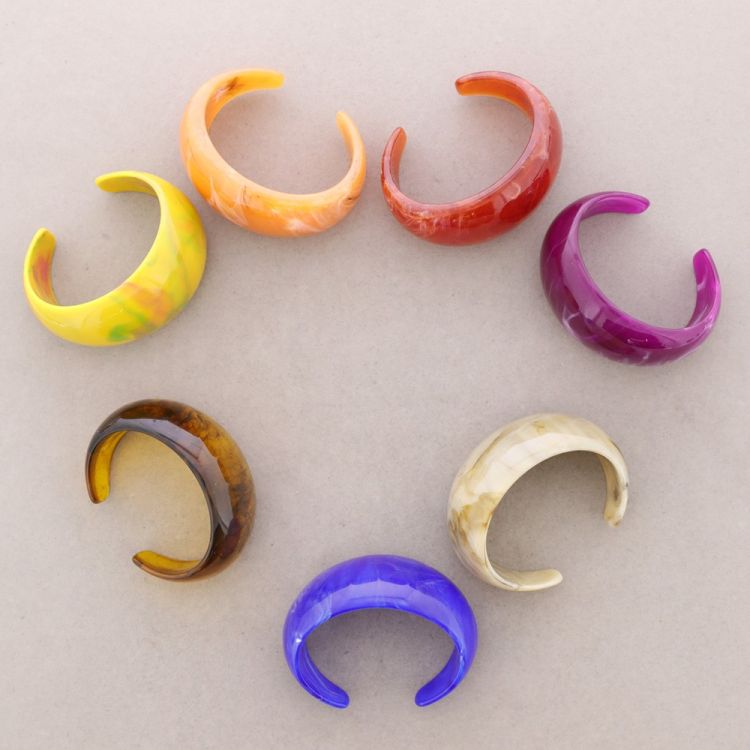 RIGID OPEN RESIN BRACELET 2
