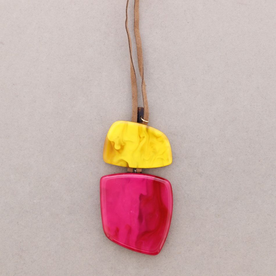 DOUBLE RESIN PENDANT LONG NECKLACE