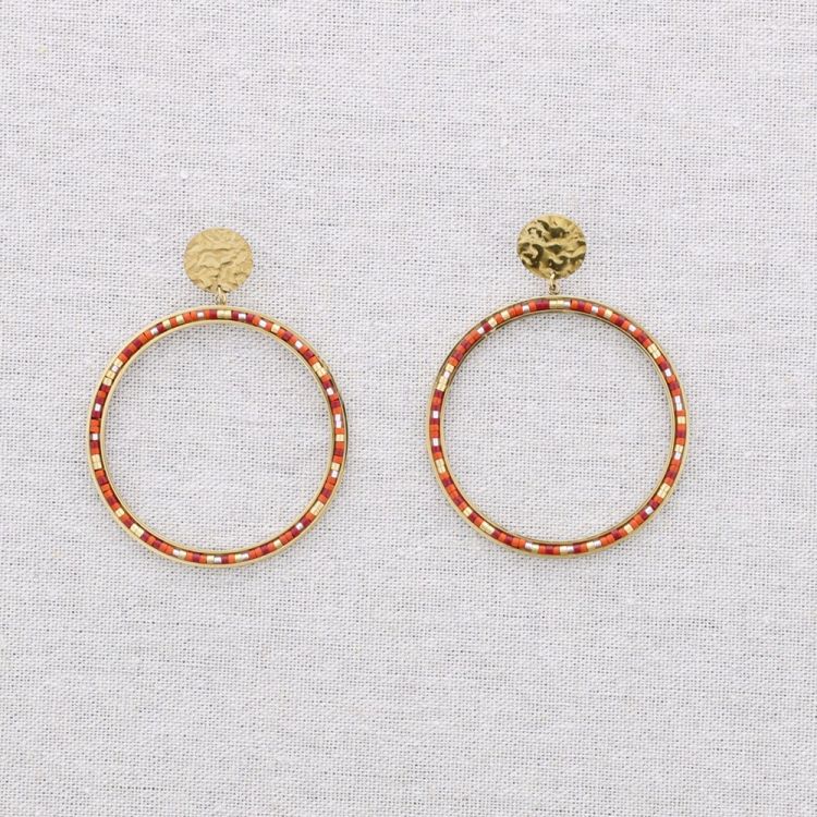 STEEL HOOP EARRINGS WITH BEADS 2