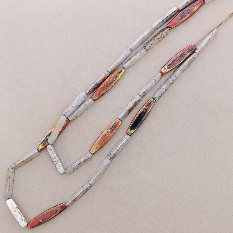 LONG WOODEN BEADS NECKLACE