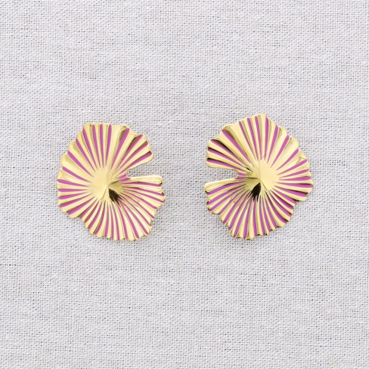 FAN-SHAPED STEEL EARRINGS