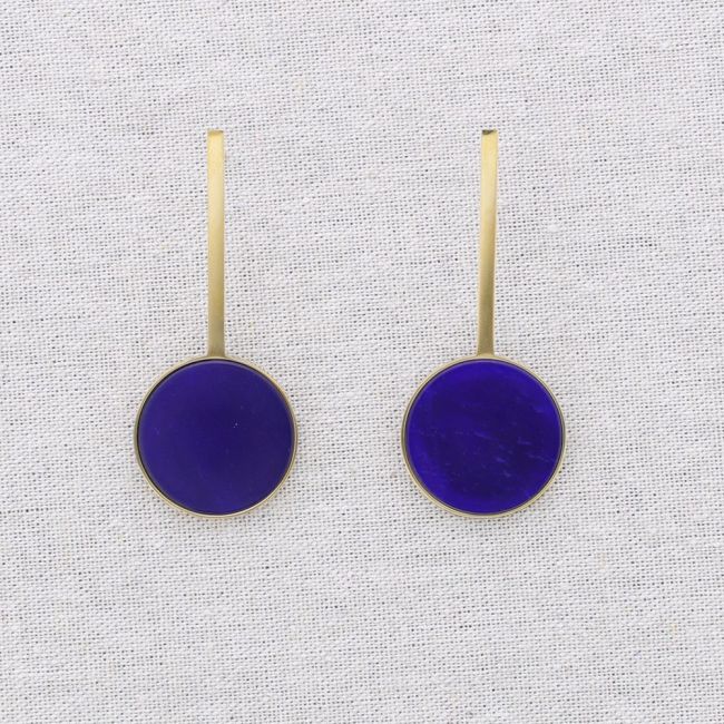 STEEL EARRINGS WITH STONE MEDAL PENDANT