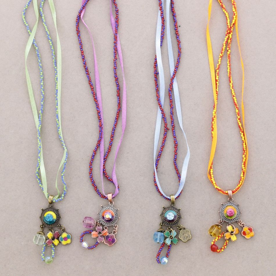 COLLAR COLG. ESMALTE CRISTAL ABALORIOS