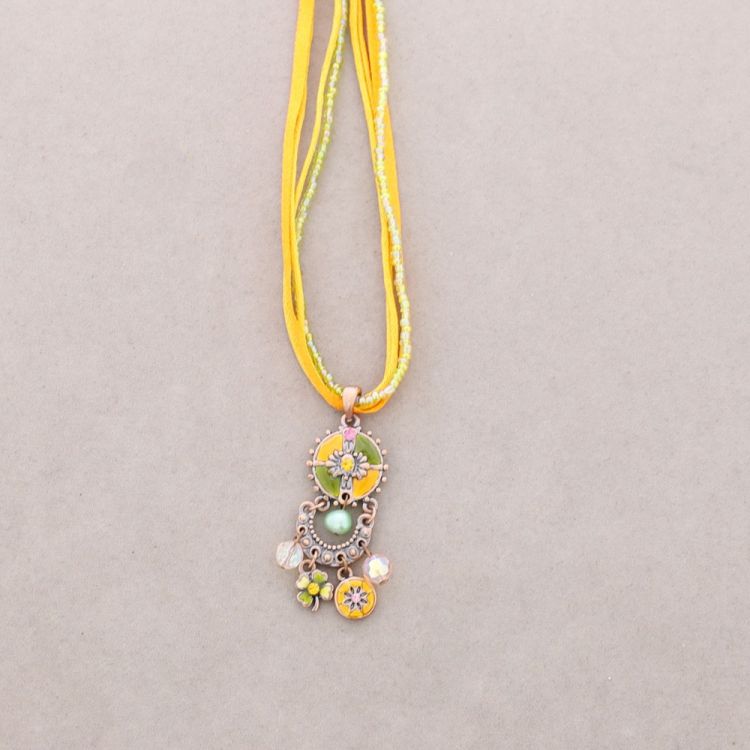 COLLAR COLG. ESMALTE CRISTAL ABALORIOS 2