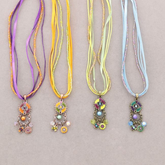 PENDANT NECKLACE ENAMEL CRYSTAL BEADS