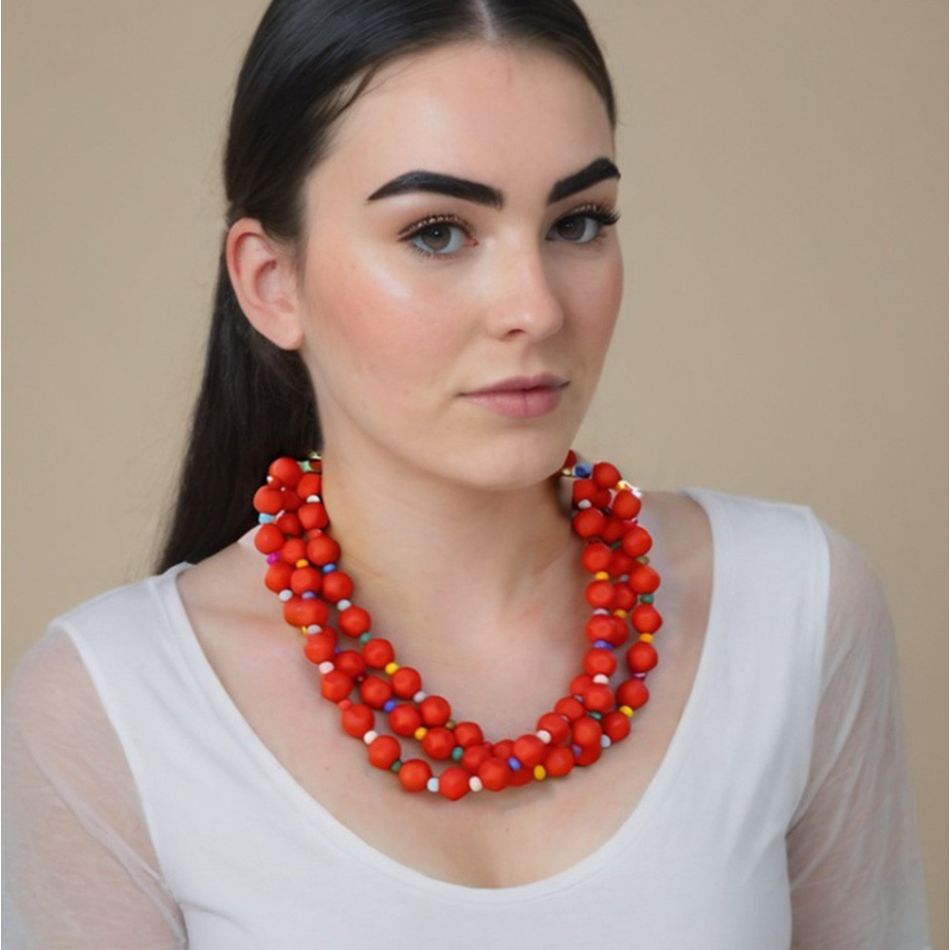 3 TWISTS RESIN BEADS CHOKER