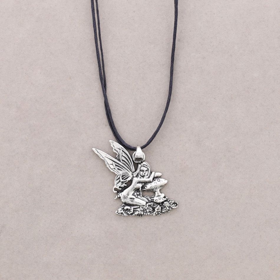 COLLAR CORTO COLGANTE METAL