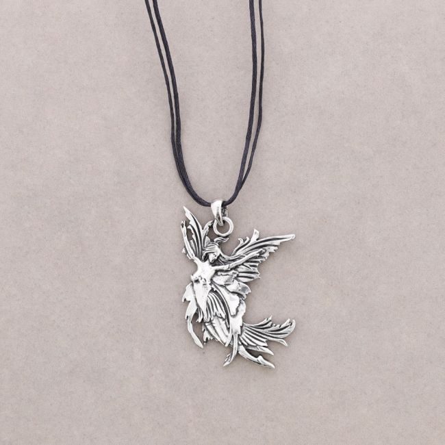 COLLAR CORTO COLGANTE METAL