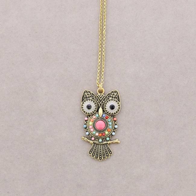 COLLAR LARGO COLG. FIGURA METAL CUENTAS