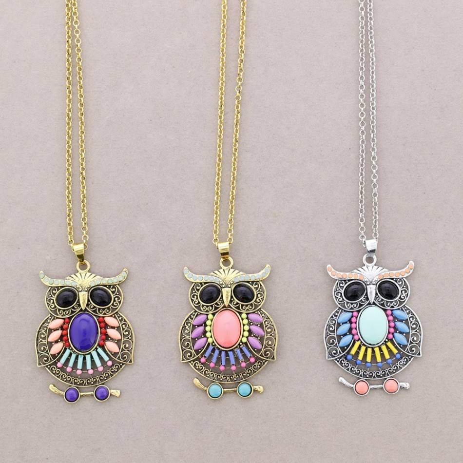 COLLAR LARGO COLG. FIGURA METAL CUENTAS