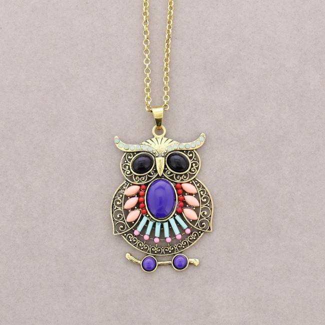 LONG PENDANT NECKLACE FIGURE METAL BEADS