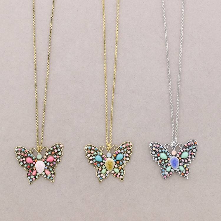 LONG PENDANT NECKLACE FIGURE METAL BEADS 2