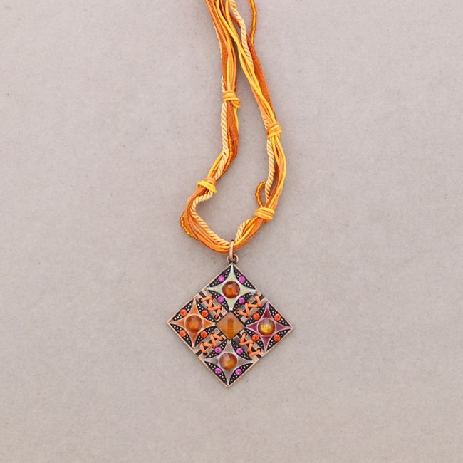 PENDANT NECKLACE GLASS