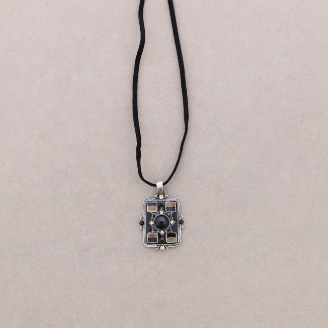 PENDANT NECKLACE CRYSTAL ENAMEL