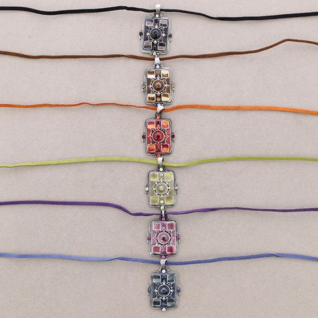 COLLAR COLG. ESMALTE CRISTAL