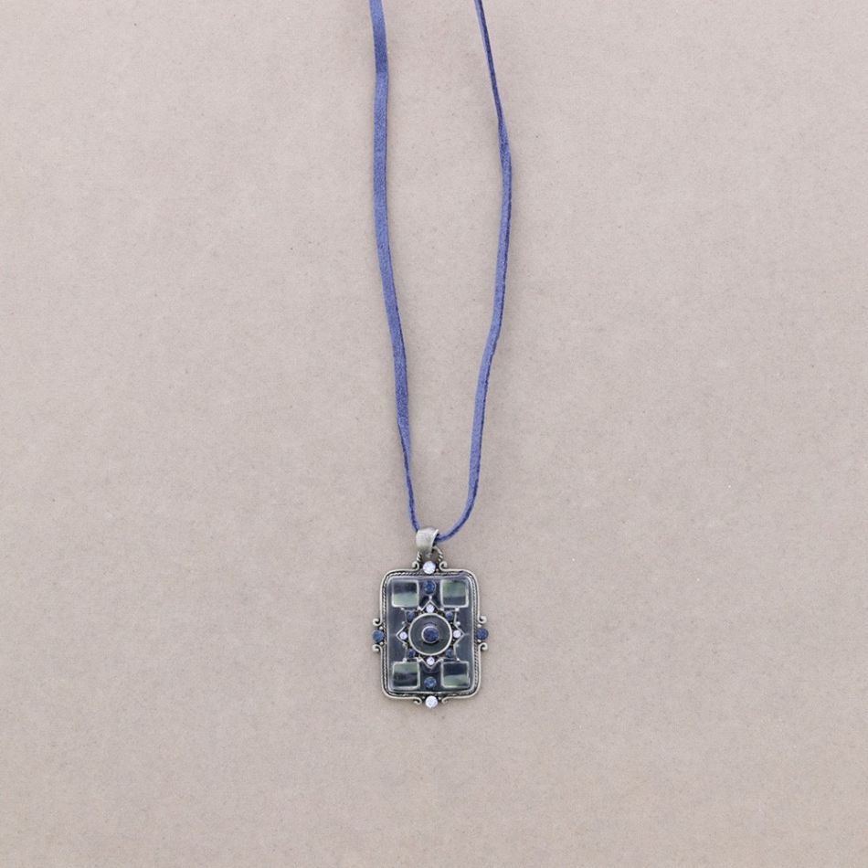 PENDANT NECKLACE CRYSTAL ENAMEL