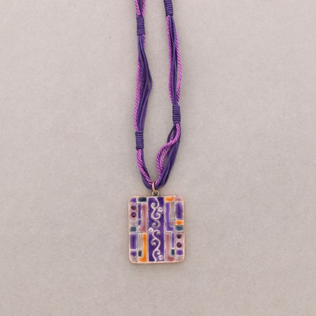 PENDANT NECKLACE CRYSTAL ENAMEL