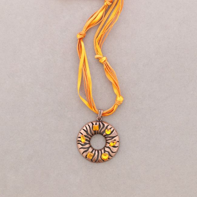 PENDANT NECKLACE GLASS