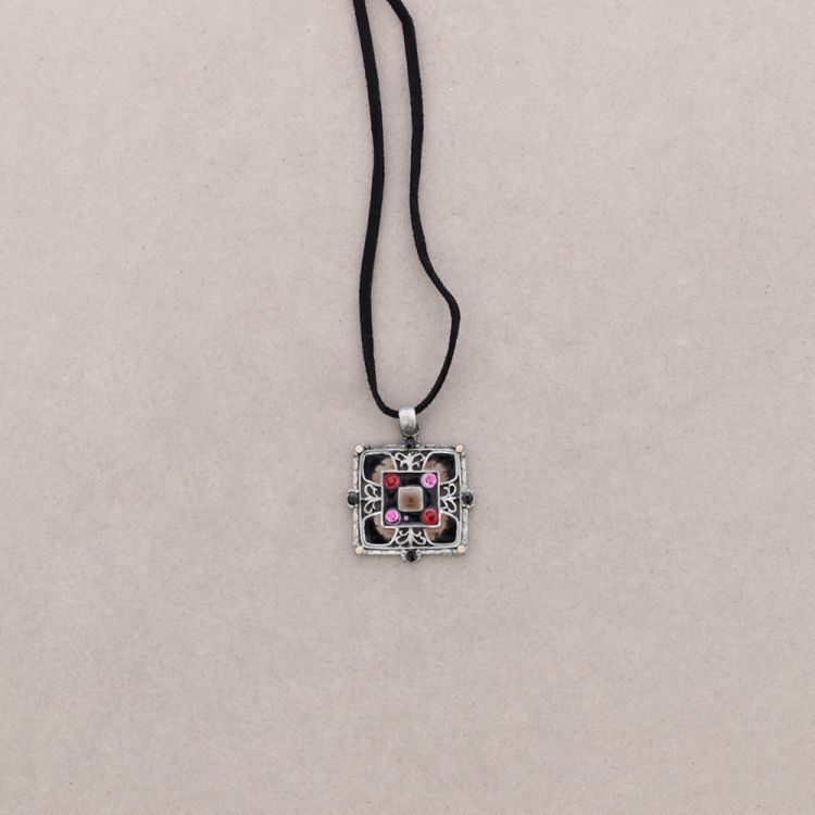 COLLAR COLG. ESMALTE CRISTAL 2