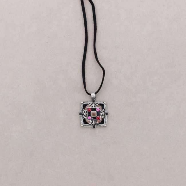 PENDANT NECKLACE CRYSTAL ENAMEL
