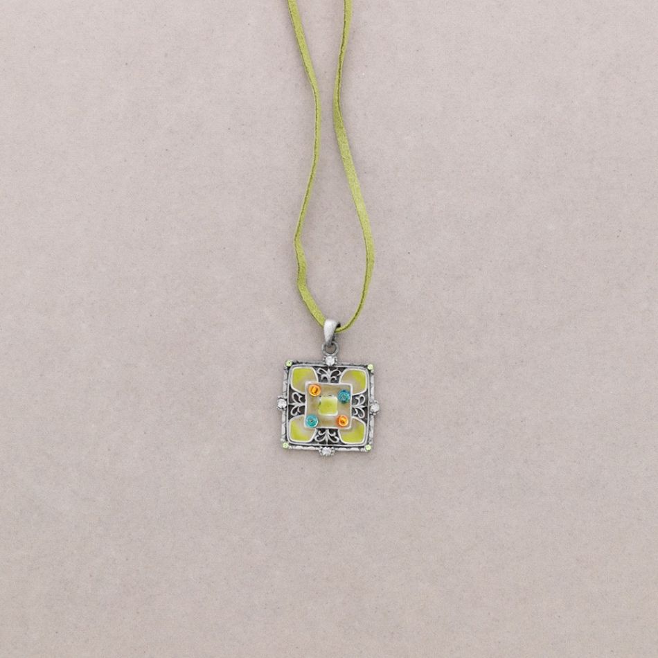PENDANT NECKLACE CRYSTAL ENAMEL