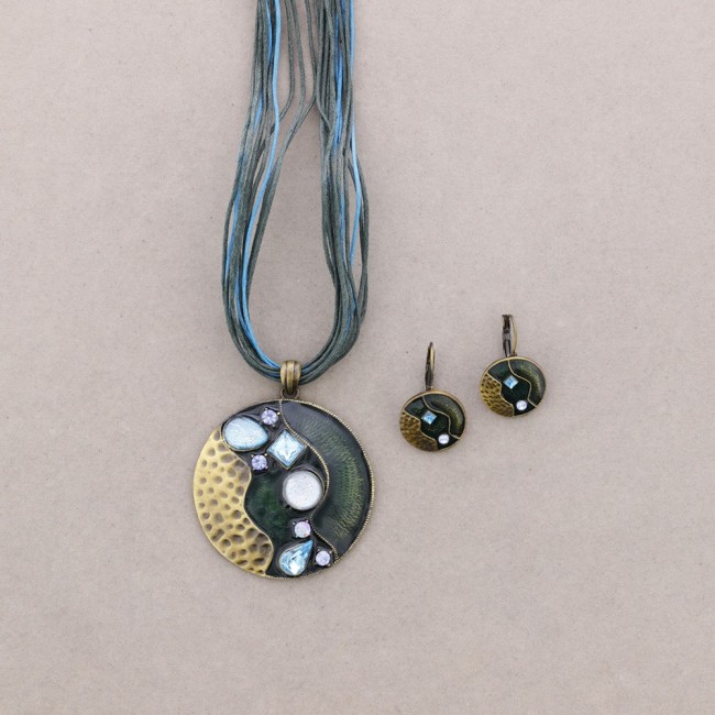 CRYSTAL ENAMEL SET