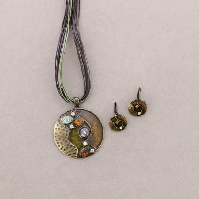 CRYSTAL ENAMEL SET