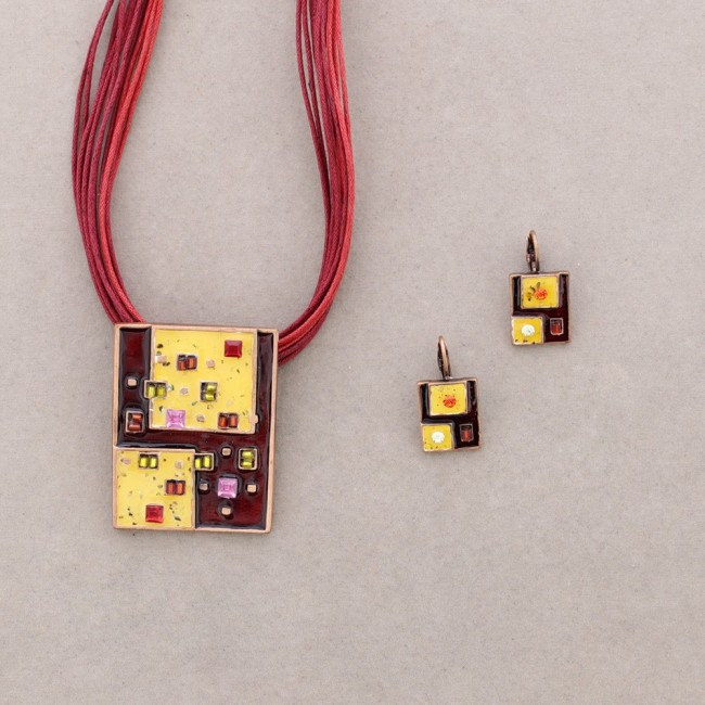 CRYSTAL ENAMEL SET