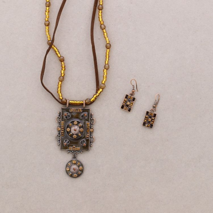 HANGING SET METAL ENAMEL CRYSTAL BEADS