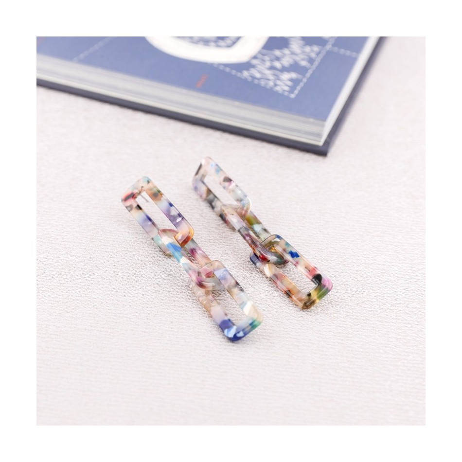 PENDIENTES RESINA TRIPLE ESLABÓN