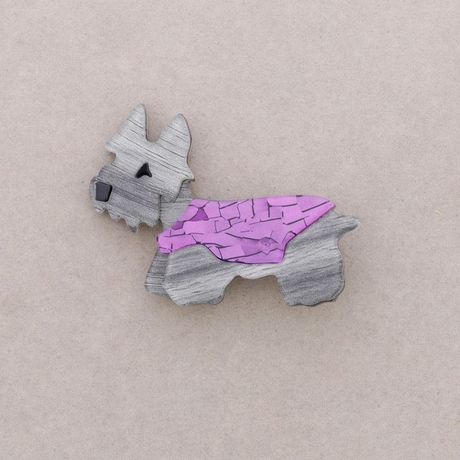 BROCHE PERRITO RESINA