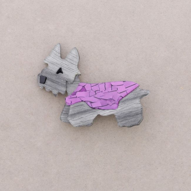BROCHE PERRITO RESINA