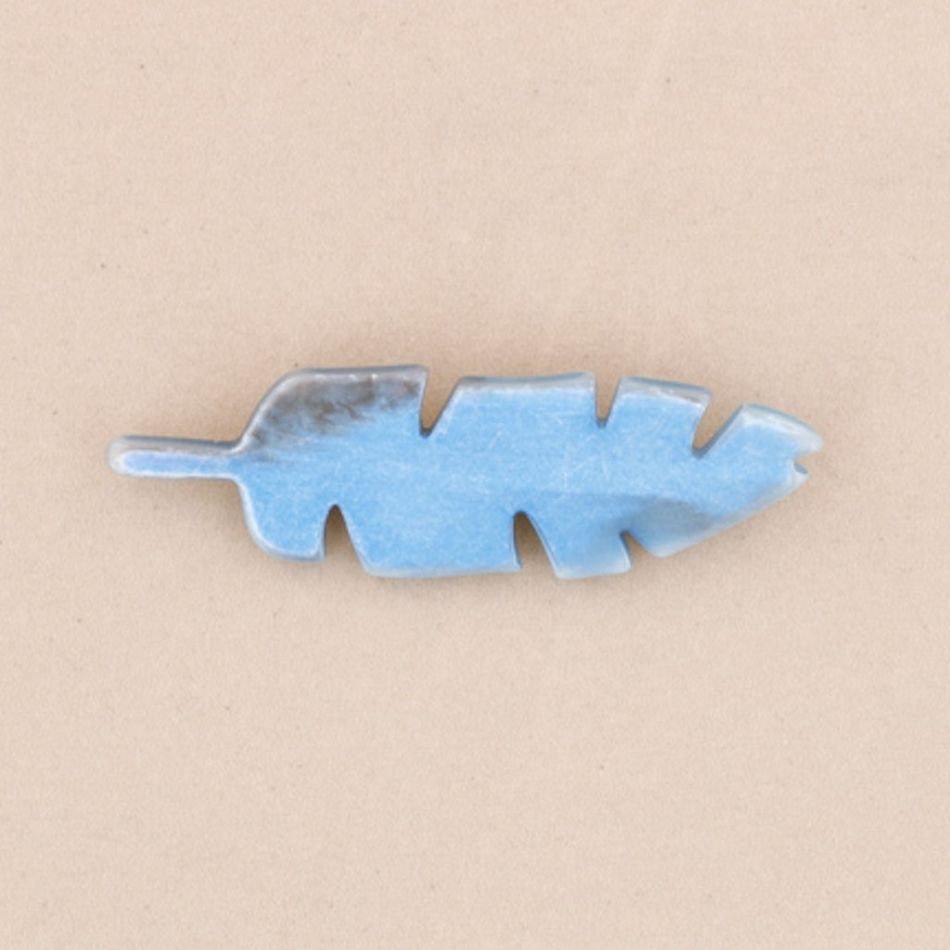 RESIN LEAF BROOCH