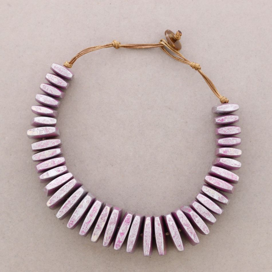 WOODEN BEADS CHOKER