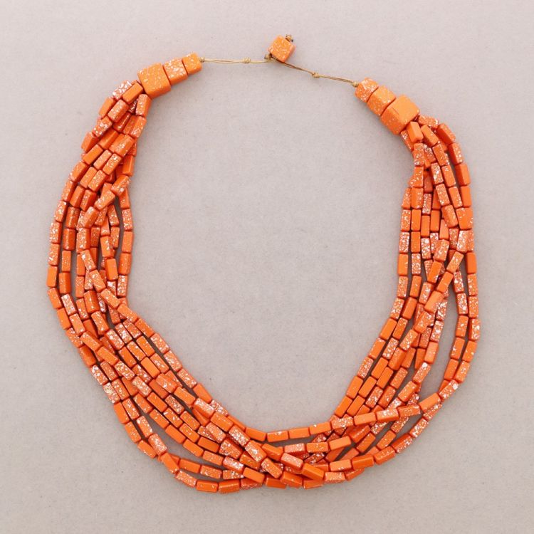 CHOKER WITH 8 STRIPS WOODEN BEADS 2
