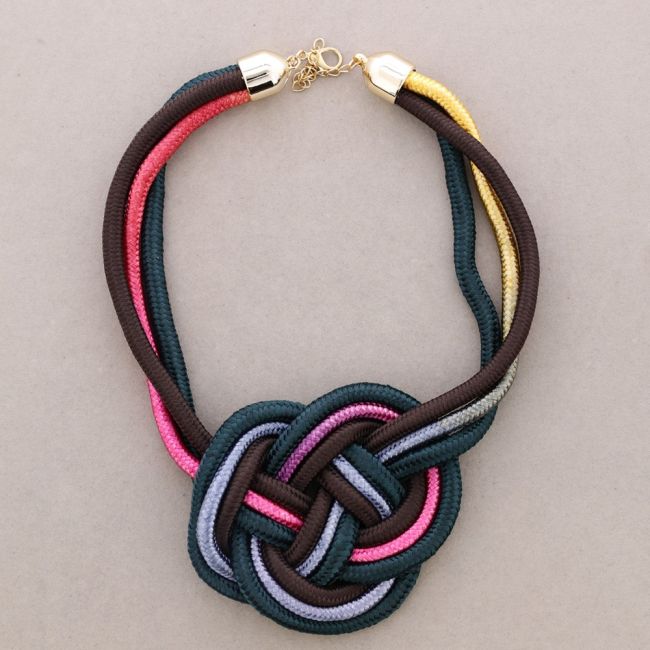 MULTICOLOR KNOT CHOKER