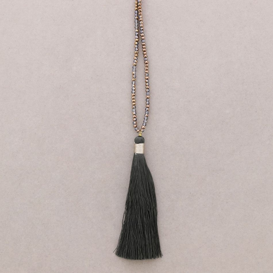 COLLAR LARGO COLG. FLECO